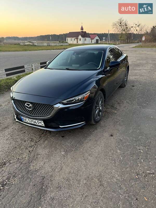 Седан Mazda 6 2018 в Львове