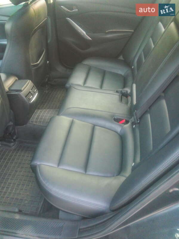 Седан Mazda 6 2014 в Миргороде