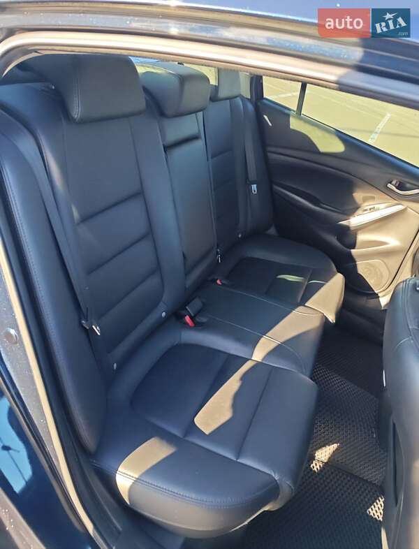Седан Mazda 6 2015 в Житомире