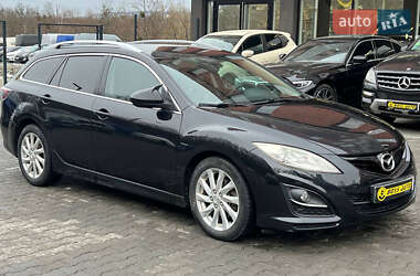 Універсал Mazda 6 2011 в Чернівцях