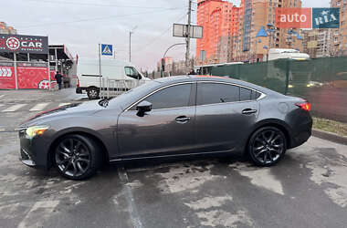 Седан Mazda 6 2015 в 