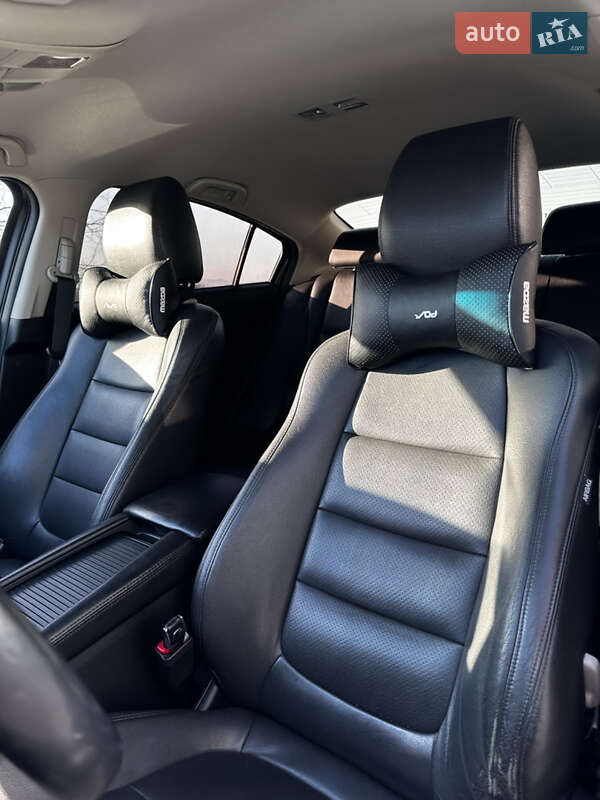 Седан Mazda 6 2015 в Тячеве