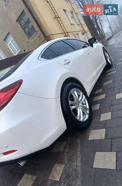 Седан Mazda 6 2013 в Бучаче