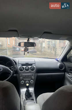Седан Mazda 6 2004 в 
