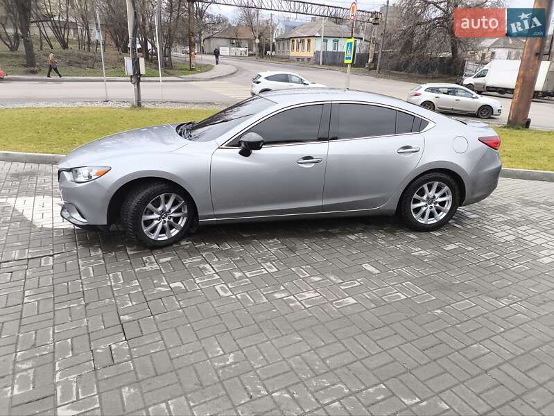 Седан Mazda 6 2014 в Днепре