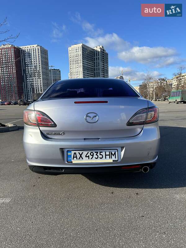 Седан Mazda 6 2009 в Карловке
