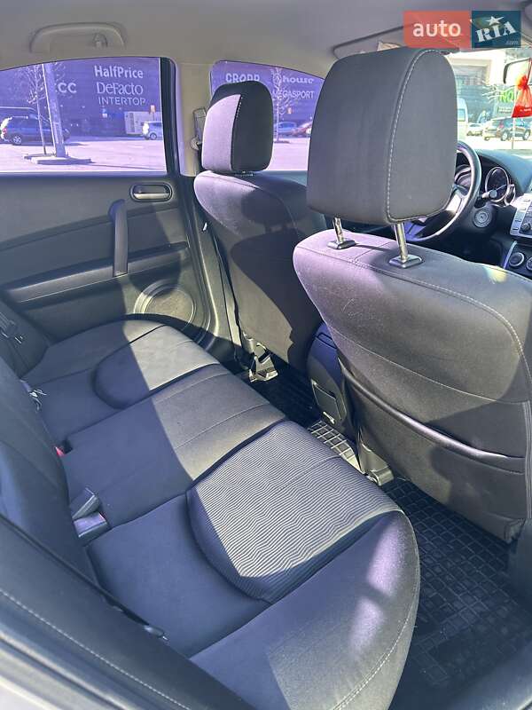 Седан Mazda 6 2009 в Карловке