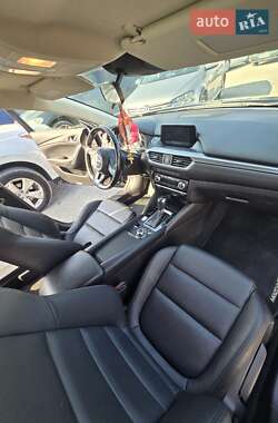 Седан Mazda 6 2016 в 