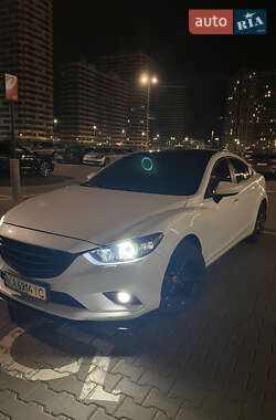 Седан Mazda 6 2015 в Киеве