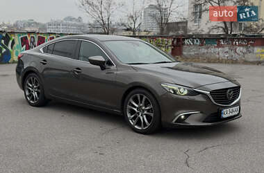 Седан Mazda 6 2015 в Киеве