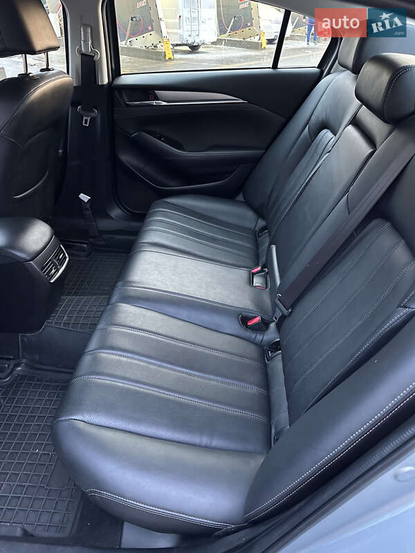 Седан Mazda 6 2018 в Кропивницком