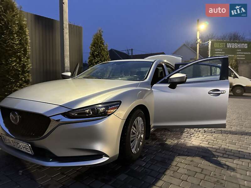 Седан Mazda 6 2018 в Кропивницком