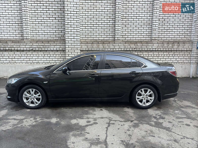 Седан Mazda 6 2009 в Днепре