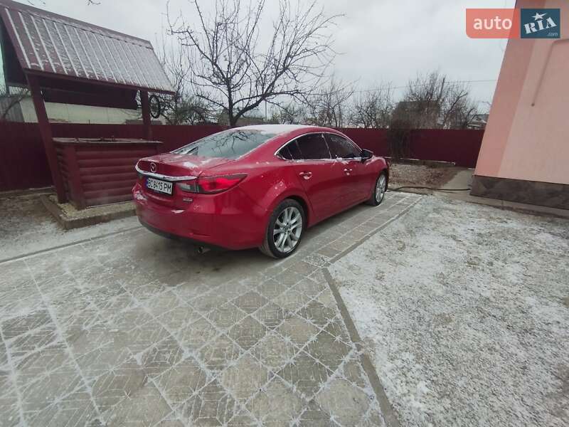 Седан Mazda 6 2014 в Львові