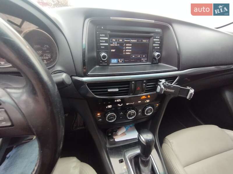 Седан Mazda 6 2014 в Львові