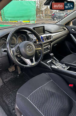 Седан Mazda 6 2016 в 