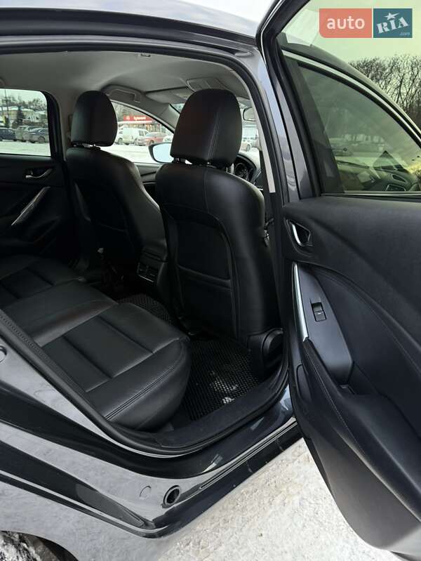 Седан Mazda 6 2014 в Харькове