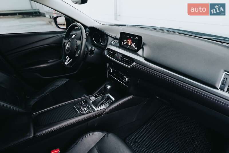 Седан Mazda 6 2017 в Києві