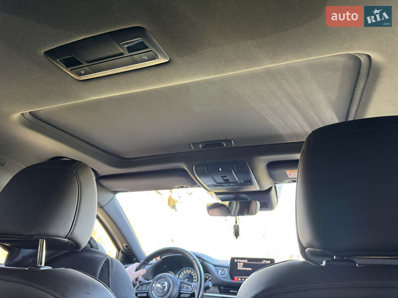 Седан Mazda 6 2019 в Коростене