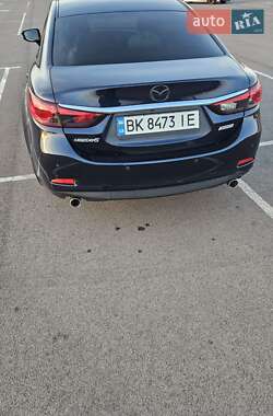 Седан Mazda 6 2014 в 