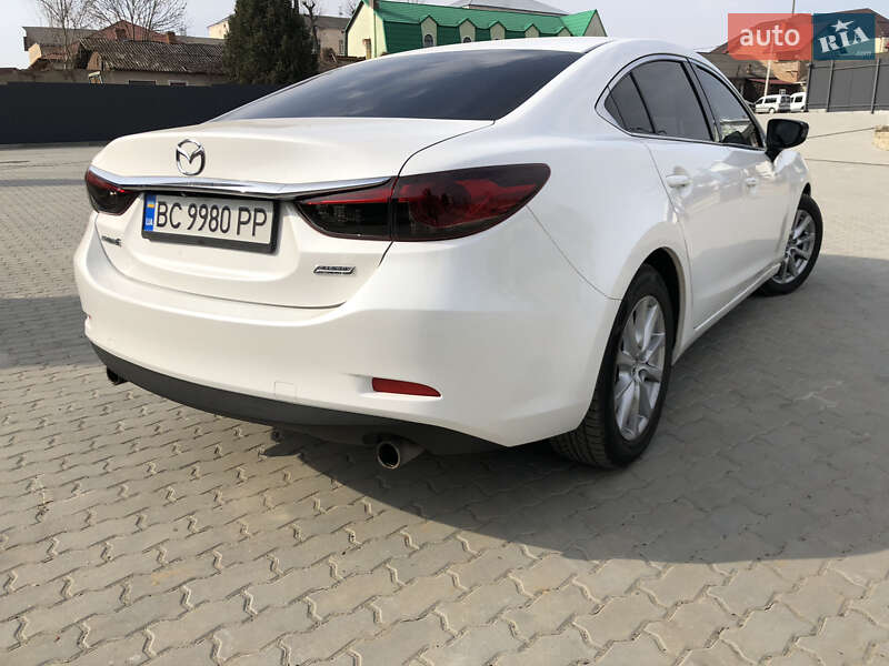Седан Mazda 6 2012 в Яворове