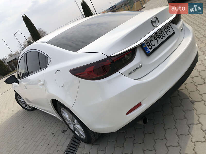 Седан Mazda 6 2012 в Яворове
