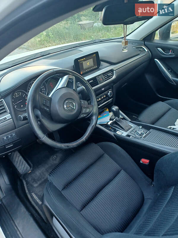 Седан Mazda 6 2016 в Николаеве