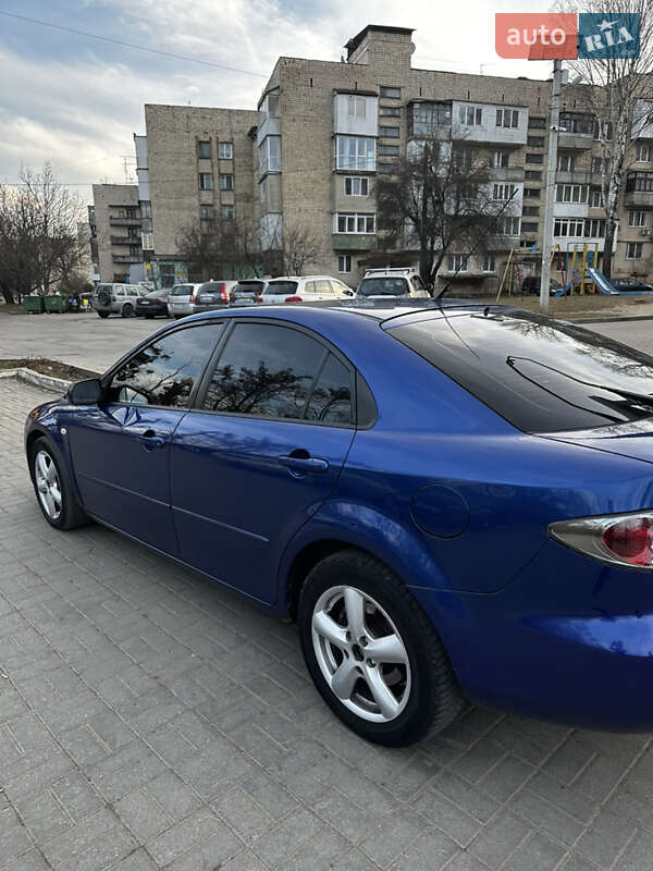 Лифтбек Mazda 6 2006 в Черновцах