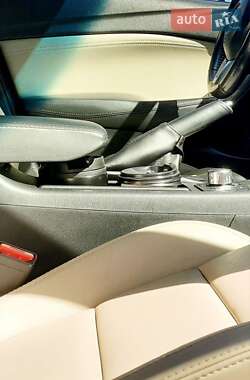 Седан Mazda 6 2014 в 