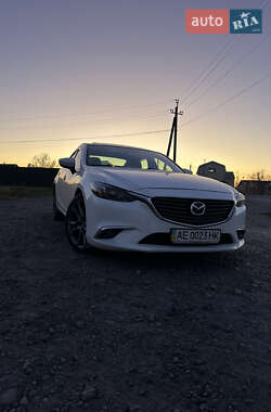 Седан Mazda 6 2015 в Днепре