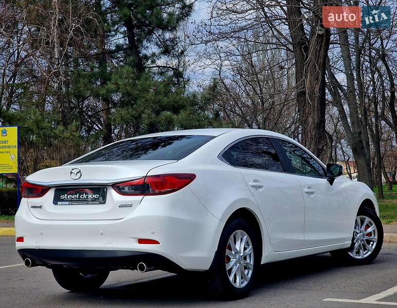 Седан Mazda 6 2014 в Николаеве