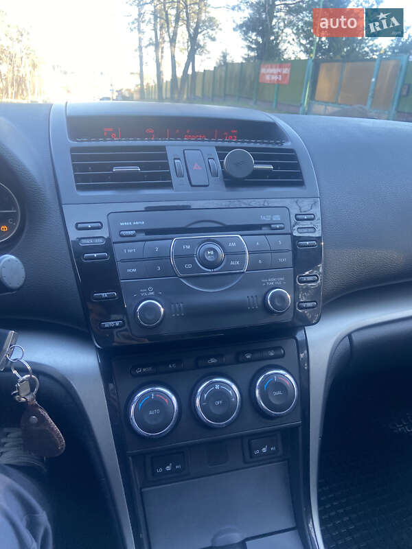 Седан Mazda 6 2011 в Києві