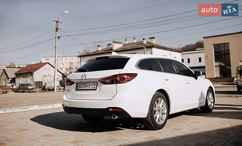 Универсал Mazda 6 2014 в Хусте