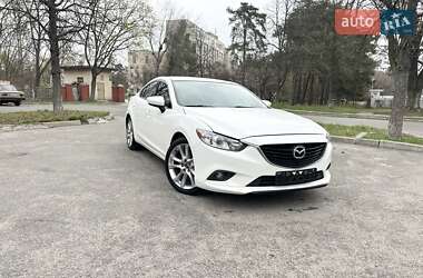 Седан Mazda 6 2015 в 