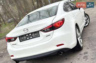 Седан Mazda 6 2015 в 
