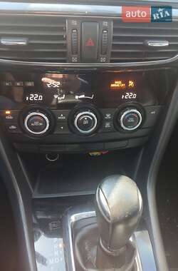 Седан Mazda 6 2014 в 