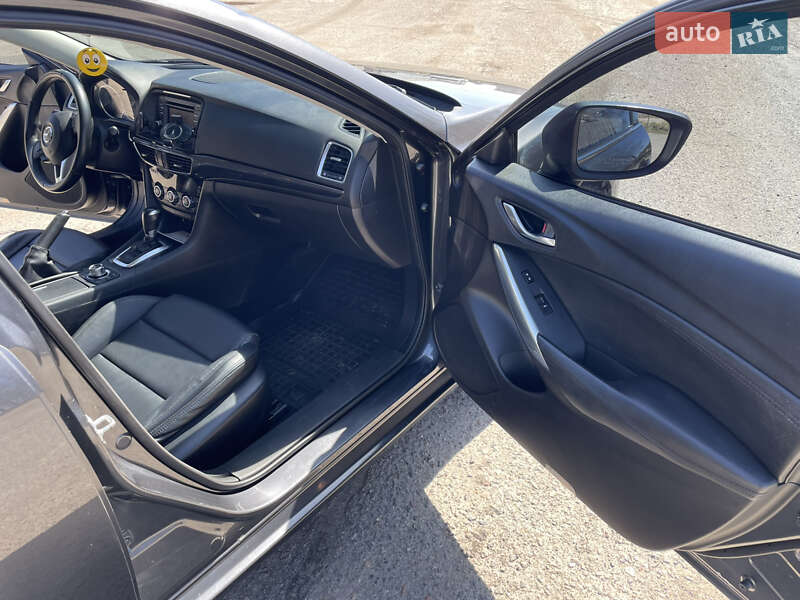 Седан Mazda 6 2014 в Львове