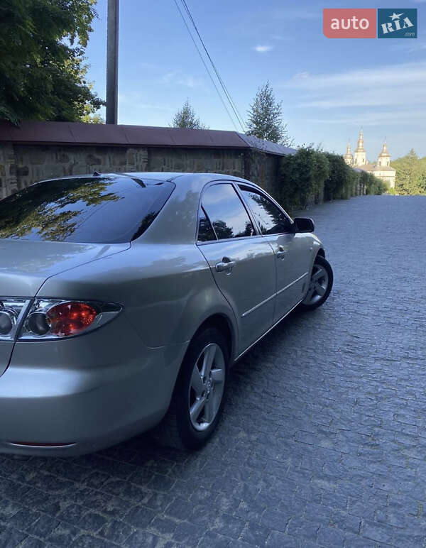 Седан Mazda 6 2003 в Черновцах