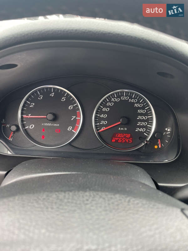 Седан Mazda 6 2004 в Луцке