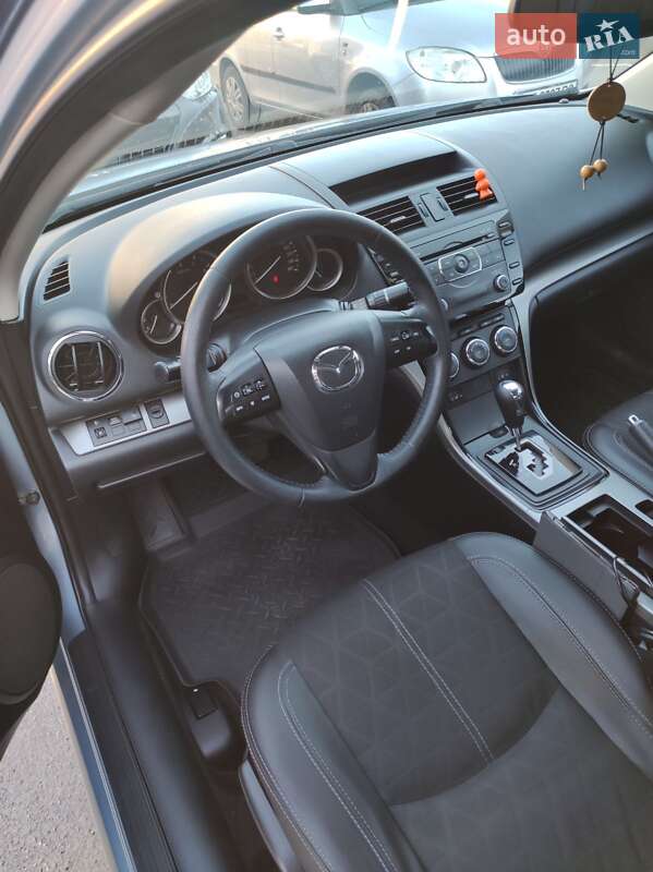 Седан Mazda 6 2011 в Днепре