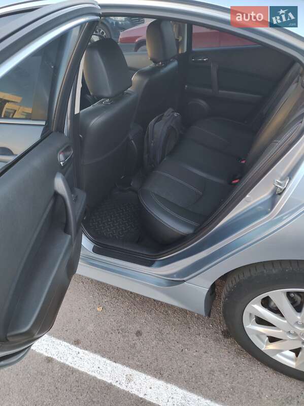Седан Mazda 6 2011 в Днепре