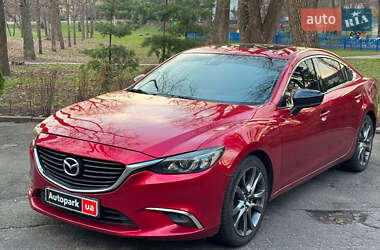 Седан Mazda 6 2015 в 