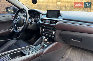 Седан Mazda 6 2015 в 