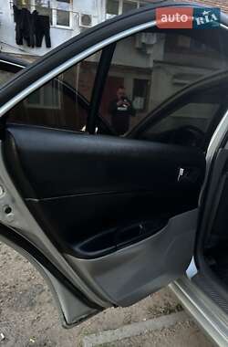 Седан Mazda 6 2004 в 