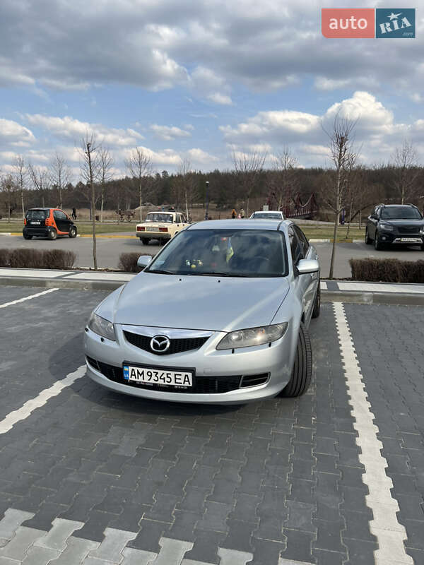 Лифтбек Mazda 6 2007 в Киеве