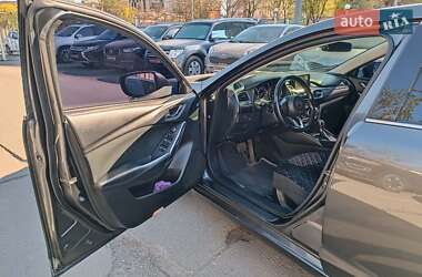 Седан Mazda 6 2017 в 