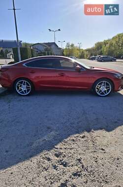 Седан Mazda 6 2015 в 