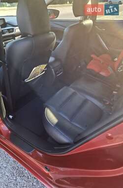 Седан Mazda 6 2015 в 