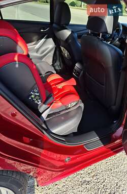 Седан Mazda 6 2015 в 