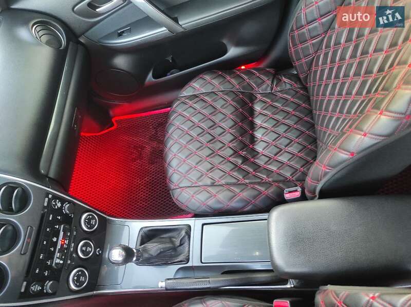 Седан Mazda 6 2006 в Радивилове